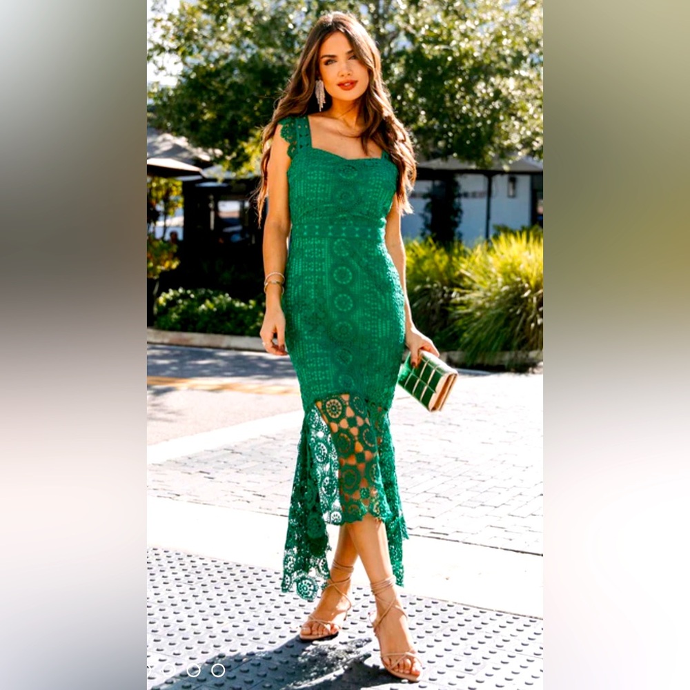 Vici Green Lace Midi Dress